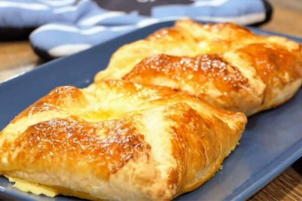 3-Ingredient Breakfast Pastry, homemade and freshly served
