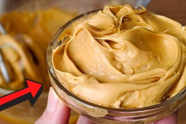 3-Ingredient Caramel Cream, homemade and freshly served