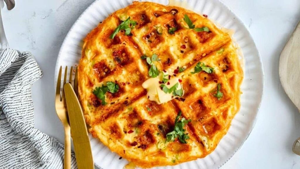 3-Ingredient Chaffle, homemade and freshly served