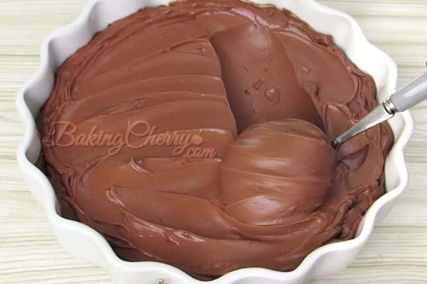3-Ingredient Creamy and Smooth Chocolate Frosting