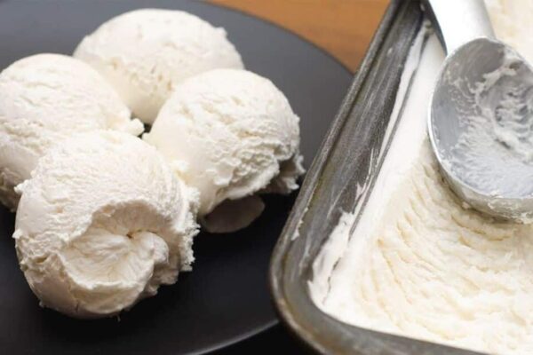 3-Ingredient Homemade Vanilla Ice Cream, homemade and freshly served