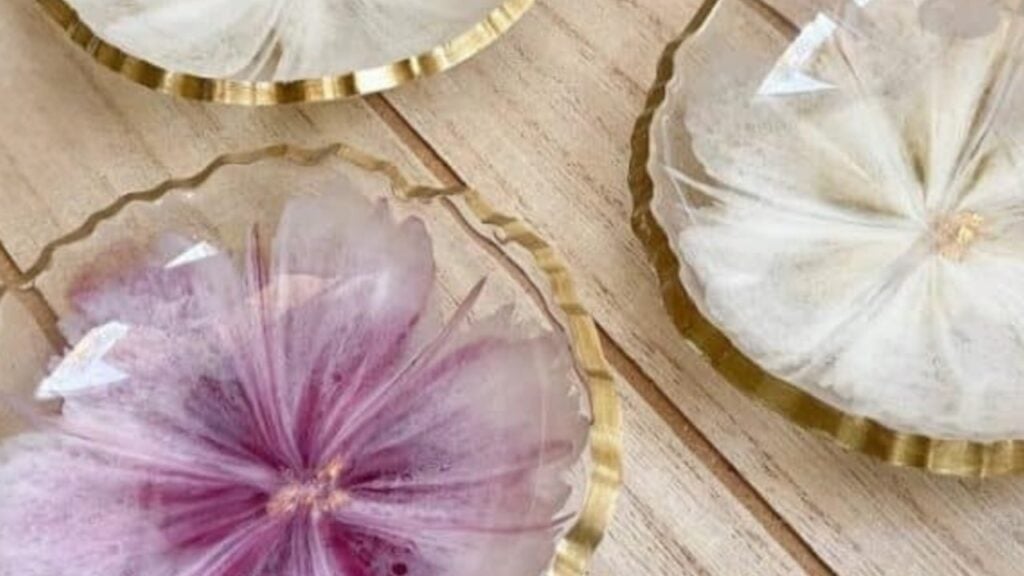 Finished 3D Flower Resin Trinket Bowls, a completed DIY project