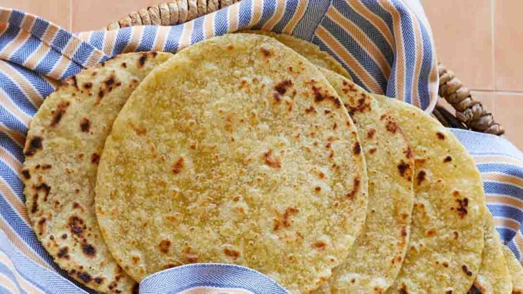 4-Ingredient Homemade Corn Tortillas, homemade and freshly served