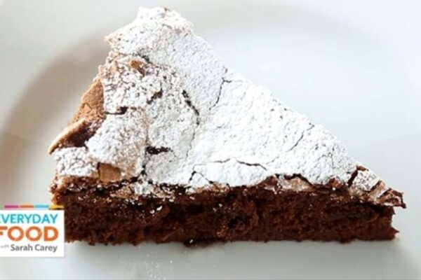 4-Ingredient No-Flour Chocolate Cake, homemade and freshly served
