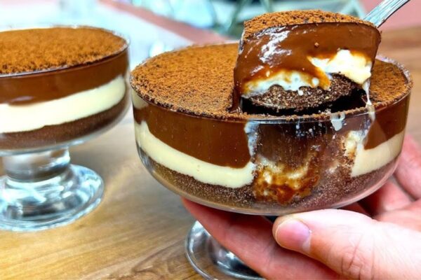 5-Ingredient No-Bake Chocolate Pudding, homemade and freshly served