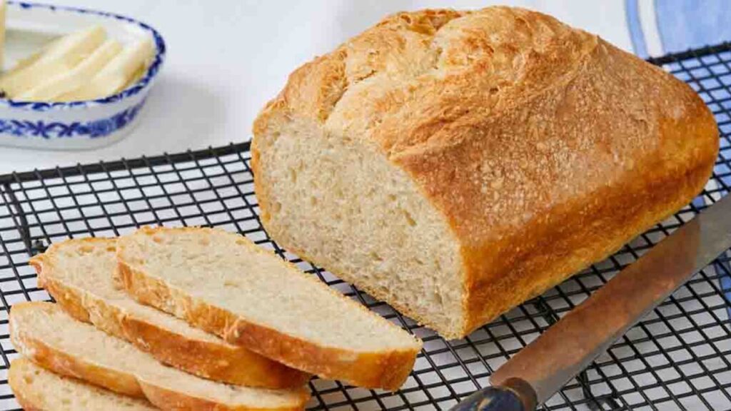 5-Ingredient No-Knead Sandwich Bread, homemade and freshly served