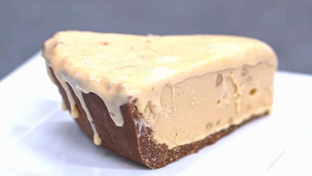 5-Ingredient Peanut Butter Ice Cream Pie, homemade and freshly served