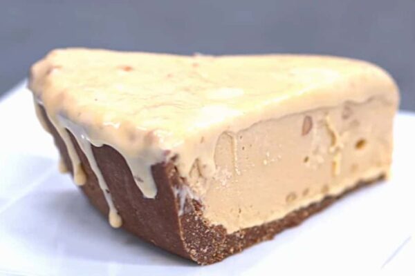 5-Ingredient Peanut Butter Ice Cream Pie, homemade and freshly served