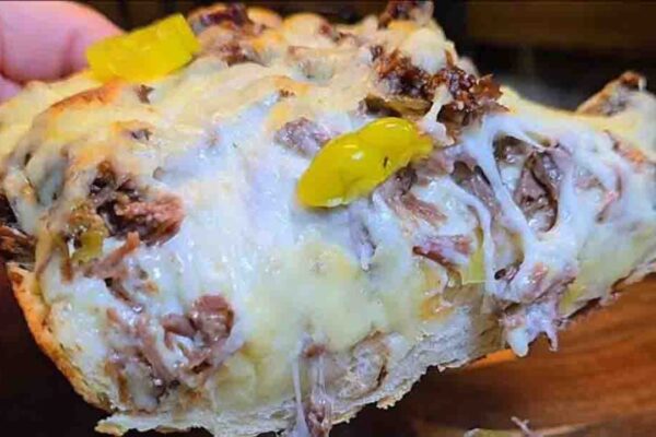 5-ingredient Pot Roast Bread, homemade and freshly served