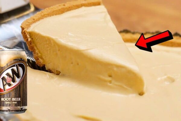 5-Ingredient Root Beer Float Pie, homemade and freshly served