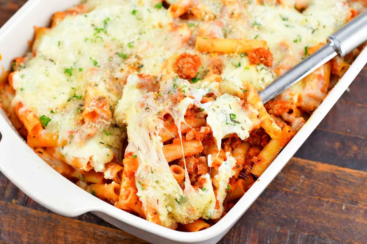 Casserole recipes — baked ziti, easy homemade casserole for dinner