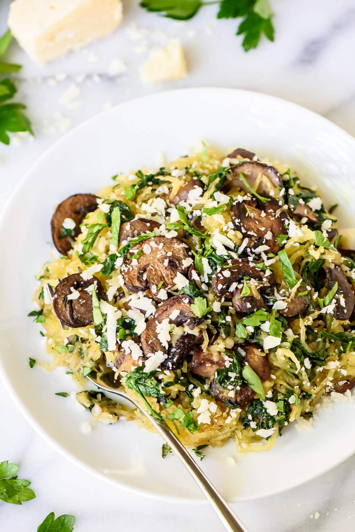 Low fat recipes — roasted spaghetti squash with parmesan mushrooms, healthy easy recipe