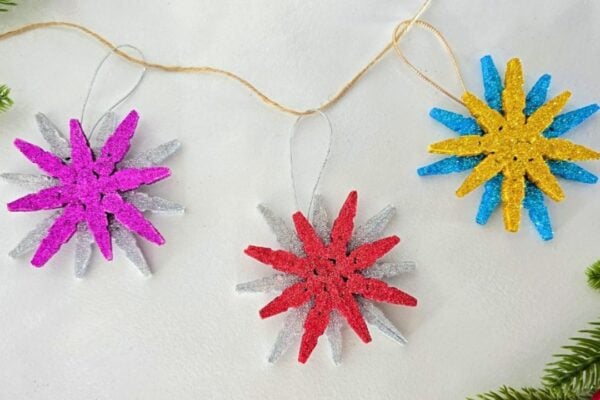 DIY Christmas Ornaments | Clothespin Snowflake — easy step-by-step DIY tutorial.