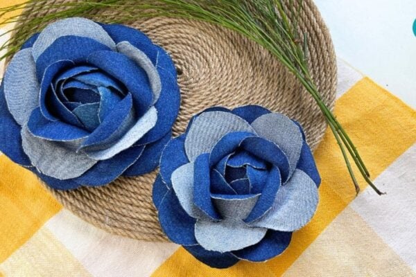 Denim Rose Tutorial - Easy Denim Crafts — easy step-by-step DIY tutorial.