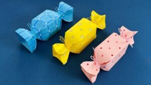 DIY Paper Candy Package Tutorial — easy step-by-step DIY tutorial.