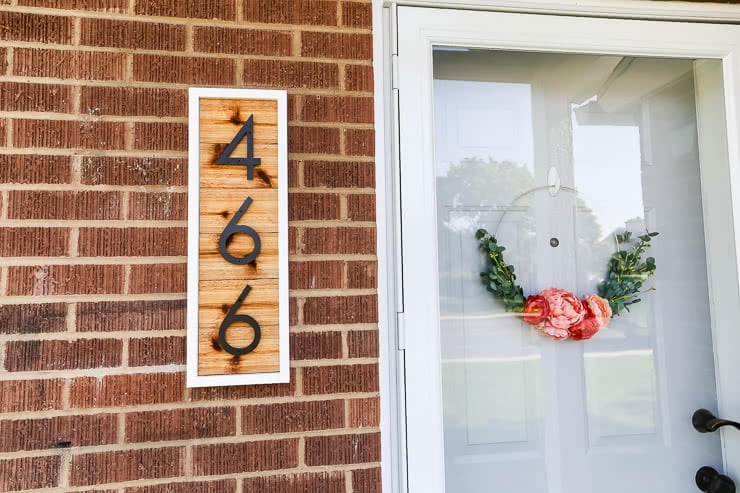 Modern House Number Sign - DIY Signs for the Home Modern House Number Sign - DIY Signs for the Home