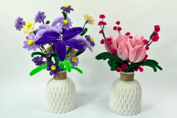 4 Easy Pipe Cleaner Flowers for Beginners — easy step-by-step DIY tutorial.