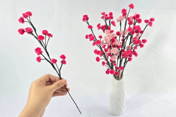 Easy Pipe Cleaner Flowers | Handmade Bouquet — easy step-by-step DIY tutorial.