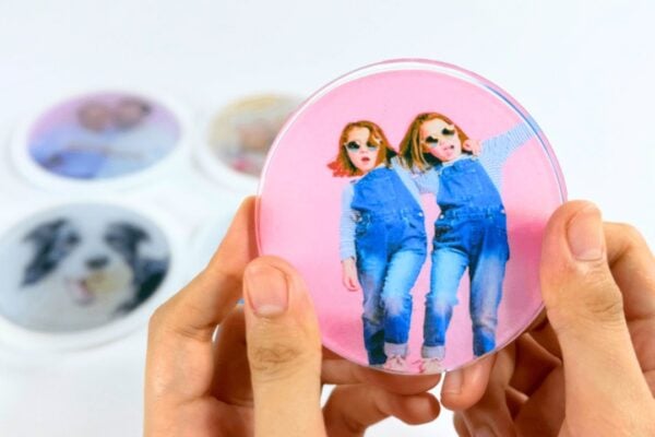 Easy DIY Photo Resin Coaster — easy step-by-step DIY tutorial.