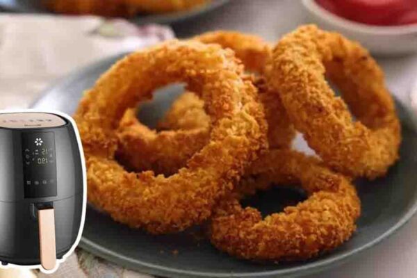 Crispy Air Fryer Onion Rings, homemade and freshly served
