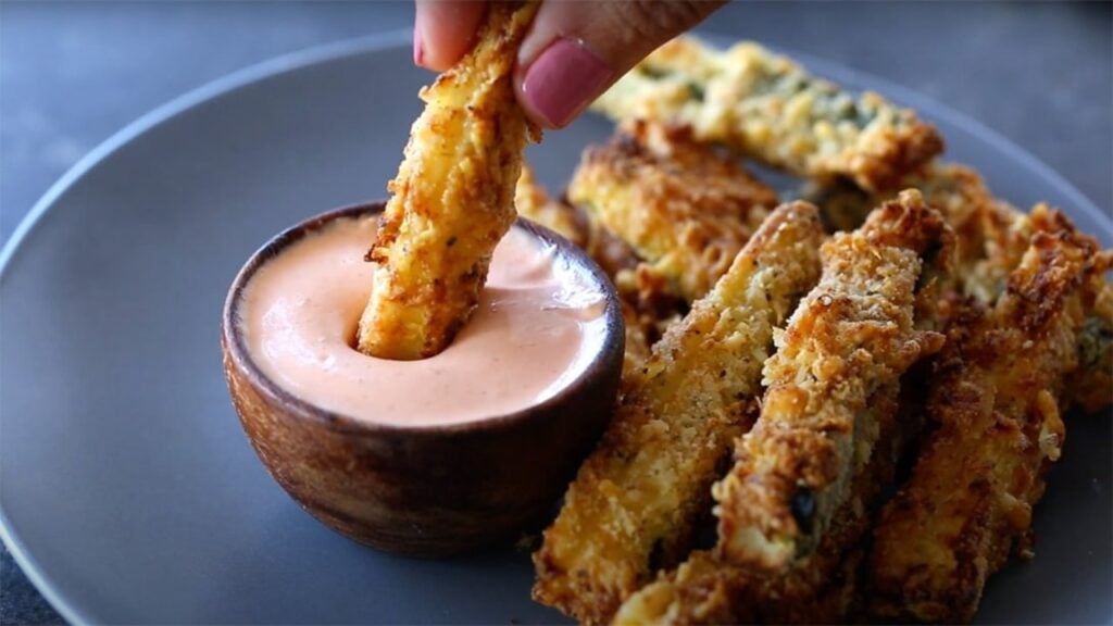 Air Fryer Zucchini Fries, homemade and freshly served