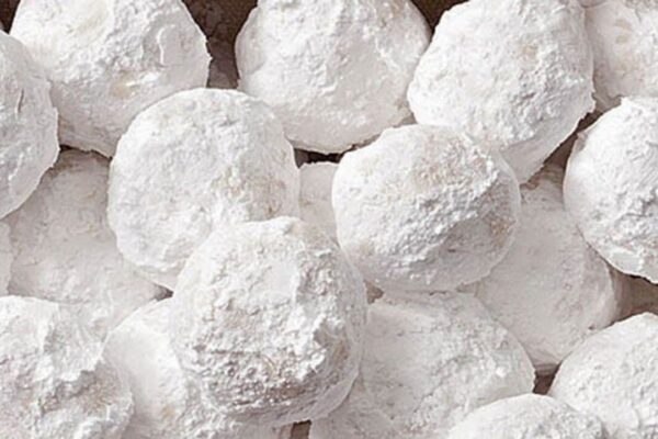 Almond Snowball, homemade and freshly served