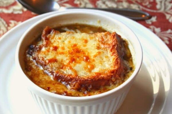 American French Onion Soup, homemade and freshly served
