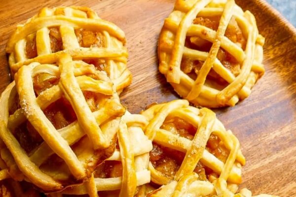 Apple Pie Cookies, homemade and freshly served