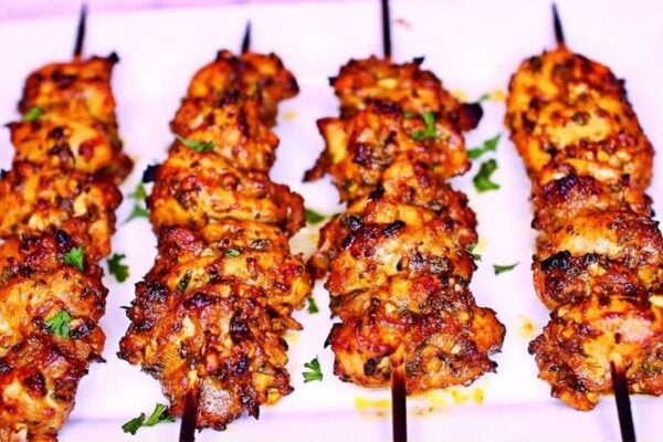 Easy Baked Chicken Thighs Skewers, homemade and freshly served