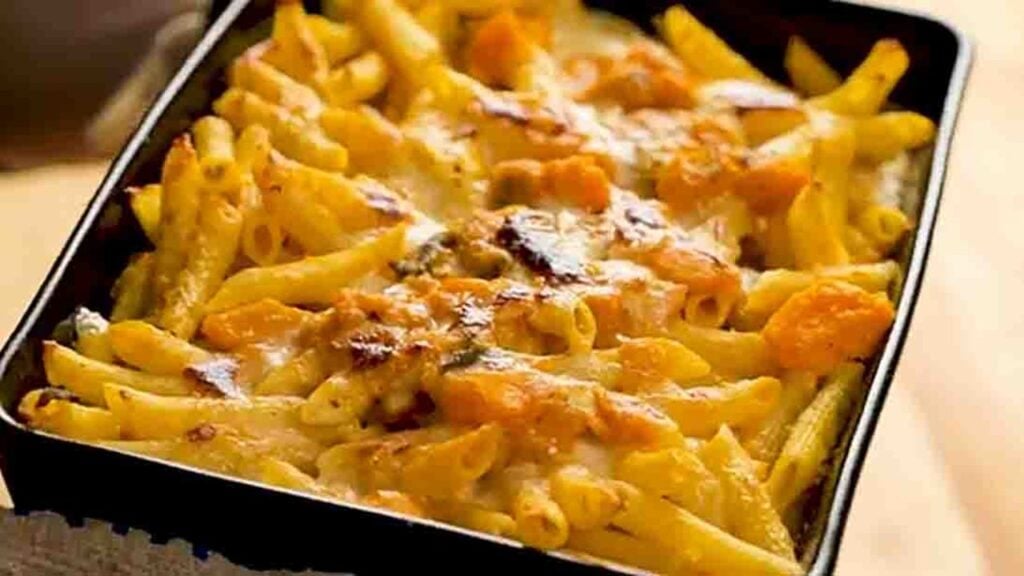 Baked Pasta with Butternut Squash, homemade and freshly served