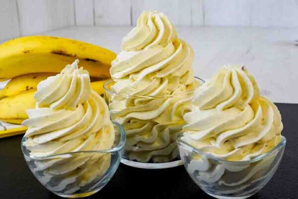 Banana Cream Dessert, homemade and freshly served