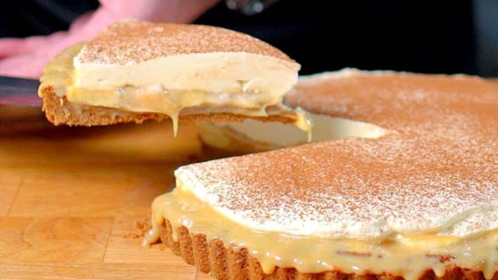 Best Banoffee Pie, homemade and freshly served