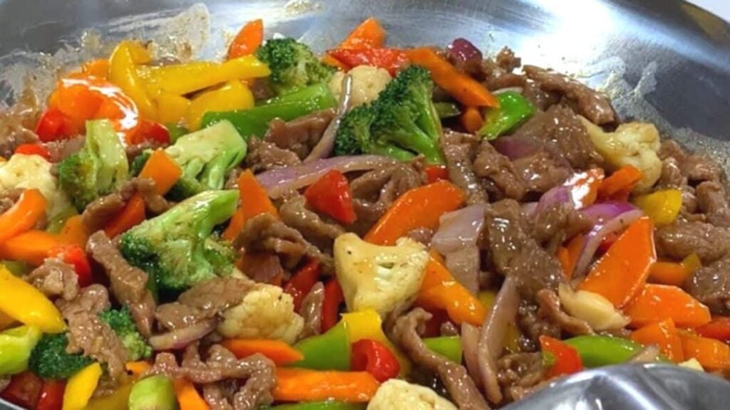 Best Beef and Vegetable Stir Fry, homemade and freshly served