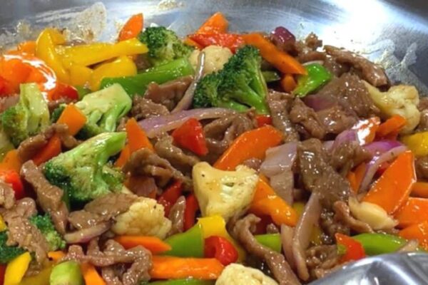 Best Beef and Vegetable Stir Fry, homemade and freshly served