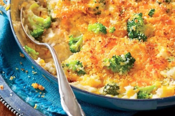 Best Cheesy Broccoli and Rice Casserole, homemade and freshly served
