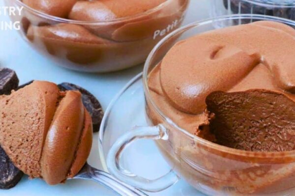 Best Chocolate Mousse, homemade and freshly served