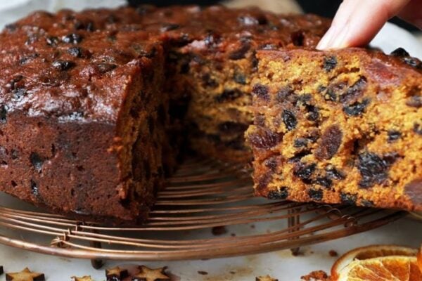 Best Christmas Fruit Cake, homemade and freshly served