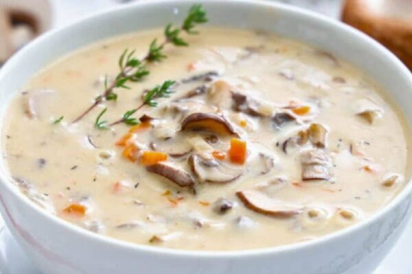 Best Cream of Mushroom Soup, homemade and freshly served