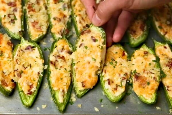 Best Crispy Stuffed Jalapeno, homemade and freshly served