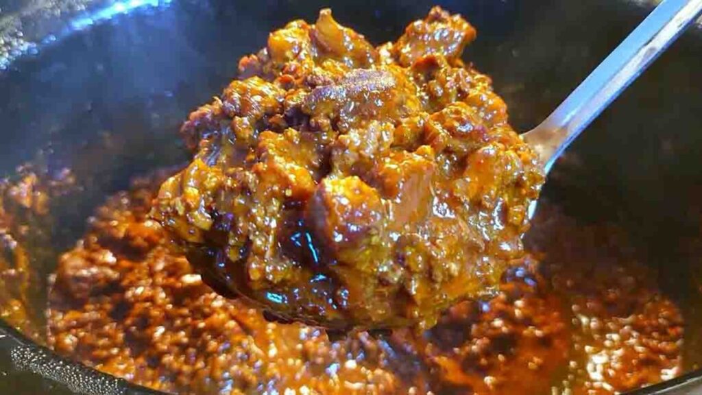 Best Crockpot Chili, homemade and freshly served