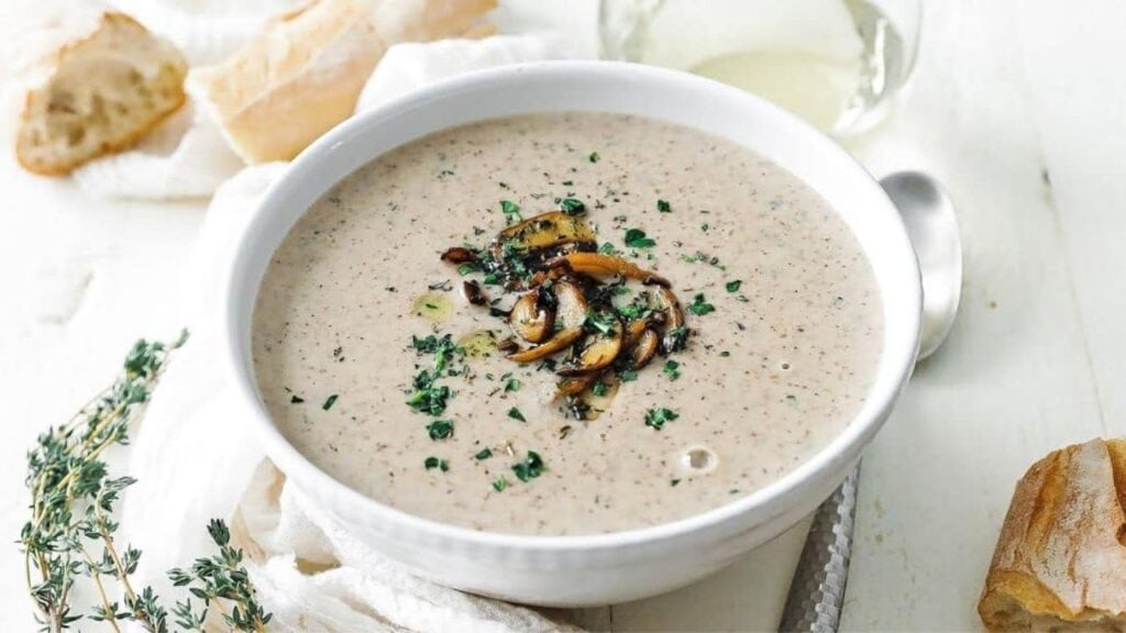 Best Homemade Cream of Mushroom Soup, homemade and freshly served