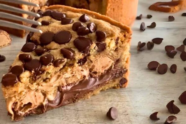 Best Nutella Cookie Pie, homemade and freshly served