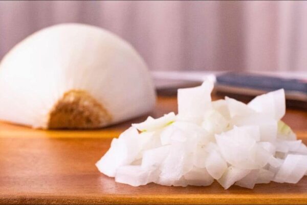 Best Way to Cut Onions Without Crying