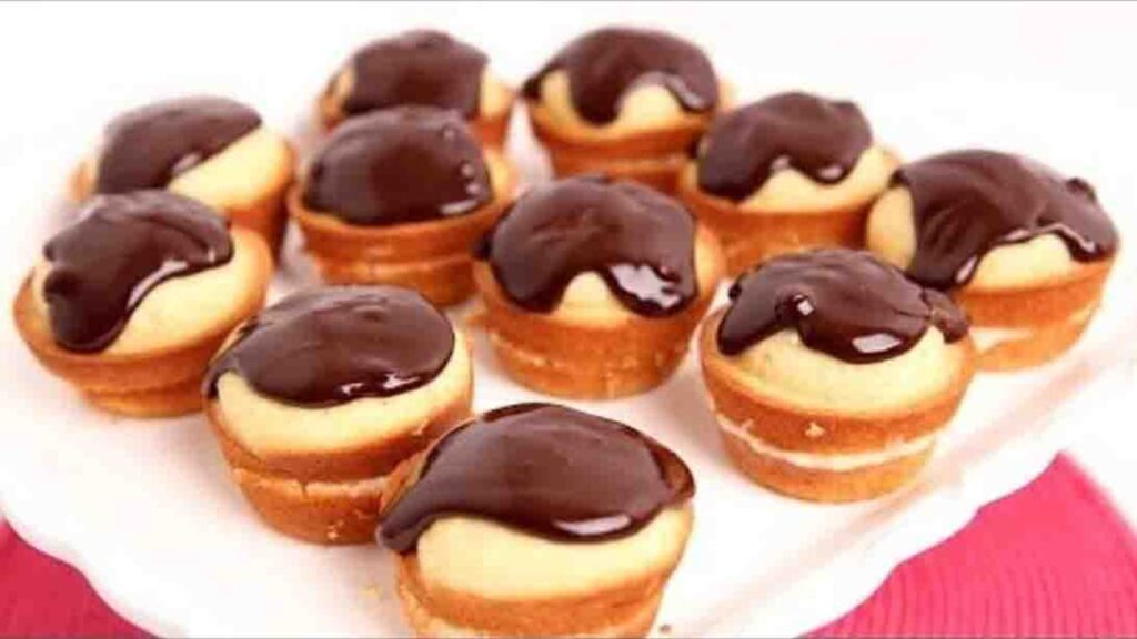 Boston Cream Cupcakes, homemade and freshly served