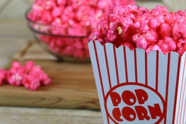 Bubble Gum Popcorn, homemade and freshly served