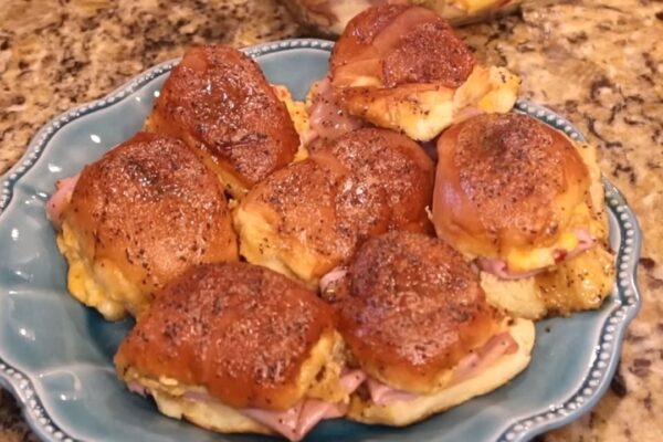 Buttery and Savory Ham Cheese Sliders, homemade and freshly served