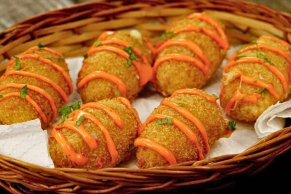 Cheese Chili Poppers, homemade and freshly served