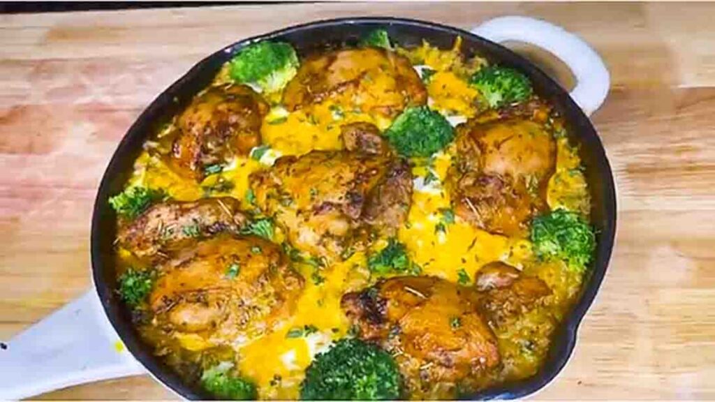 One-Pan Cheesy Chicken and Broccoli Rice, homemade and freshly served