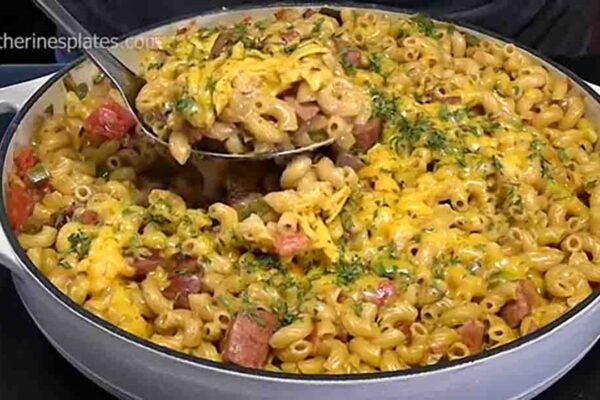 Cheesy Sausage and Pasta Skillet, homemade and freshly served