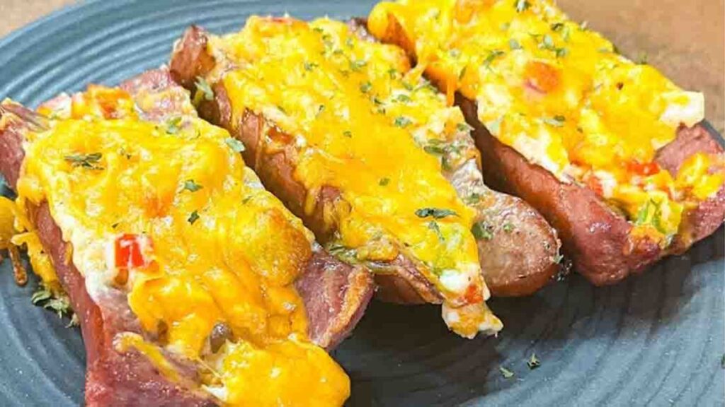 Cheesy Stuffed Sausage, homemade and freshly served